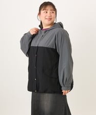OLJKD07189 eur3(エウルキューブ) 【WEB先行販売】【大きいサイズ】バイカラーマウンテンパーカー ブラック