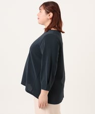 OLKDD16069 eur3(エウルキューブ) 【WEB先行販売】【大きいサイズ】バックスリットプルオーバー ネイビー