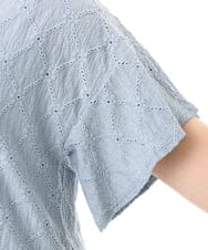 OLKGD37069 eur3(エウルキューブ) 【WEB先行販売】【大きいサイズ】アイレットレースフレアスリーブトップス ライトブルー