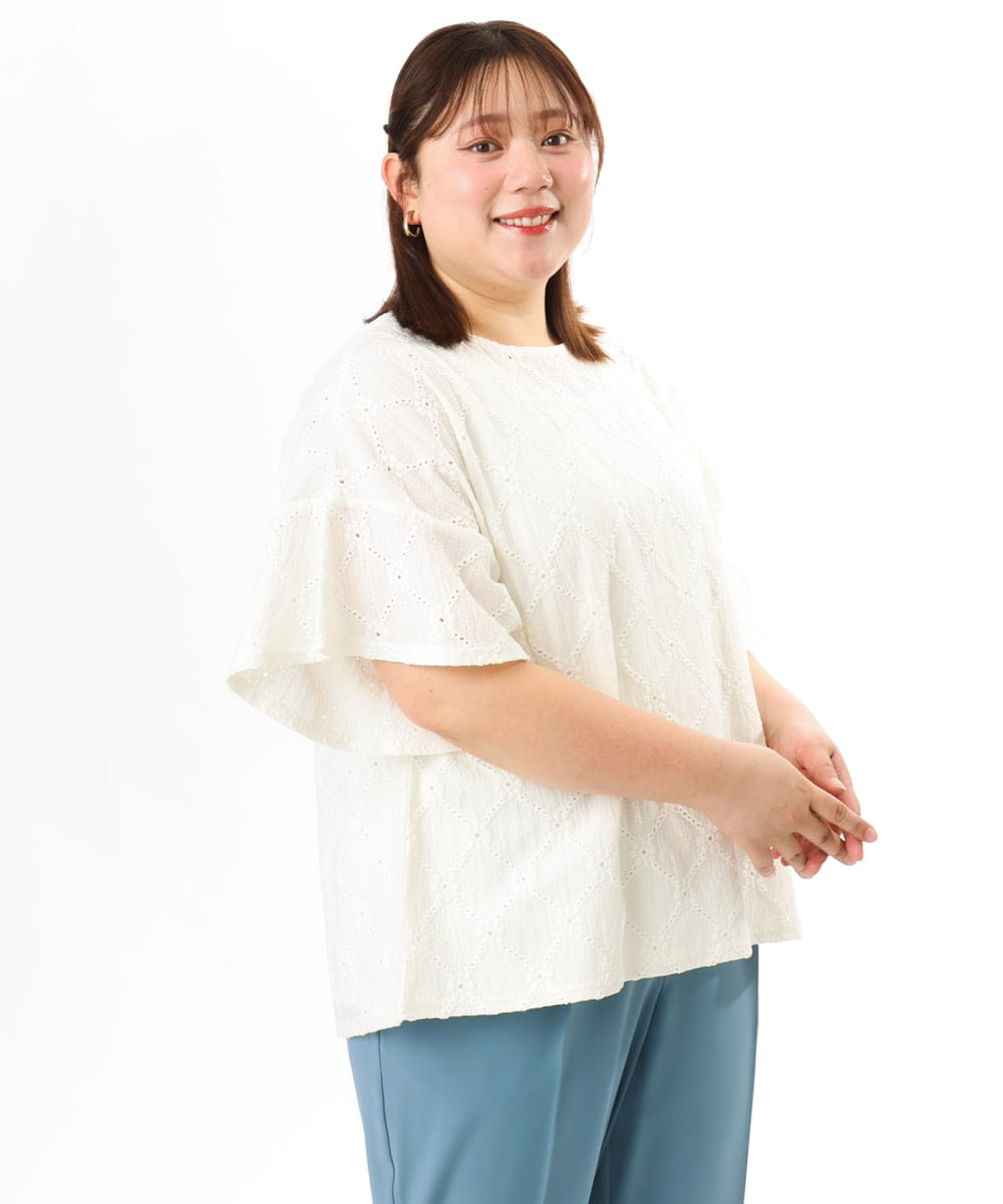 OLKGD37069 eur3(エウルキューブ) 【WEB先行販売】【大きいサイズ】アイレットレースフレアスリーブトップス ホワイト