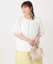 OLKHA25064 eur3(エウルキューブ) 【WEB先行販売】【大きいサイズ】リーフレーススリーブトップス アイボリー(80)