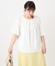 OLKHA25064 eur3(エウルキューブ) 【WEB先行販売】【大きいサイズ】リーフレーススリーブトップス アイボリー(80)
