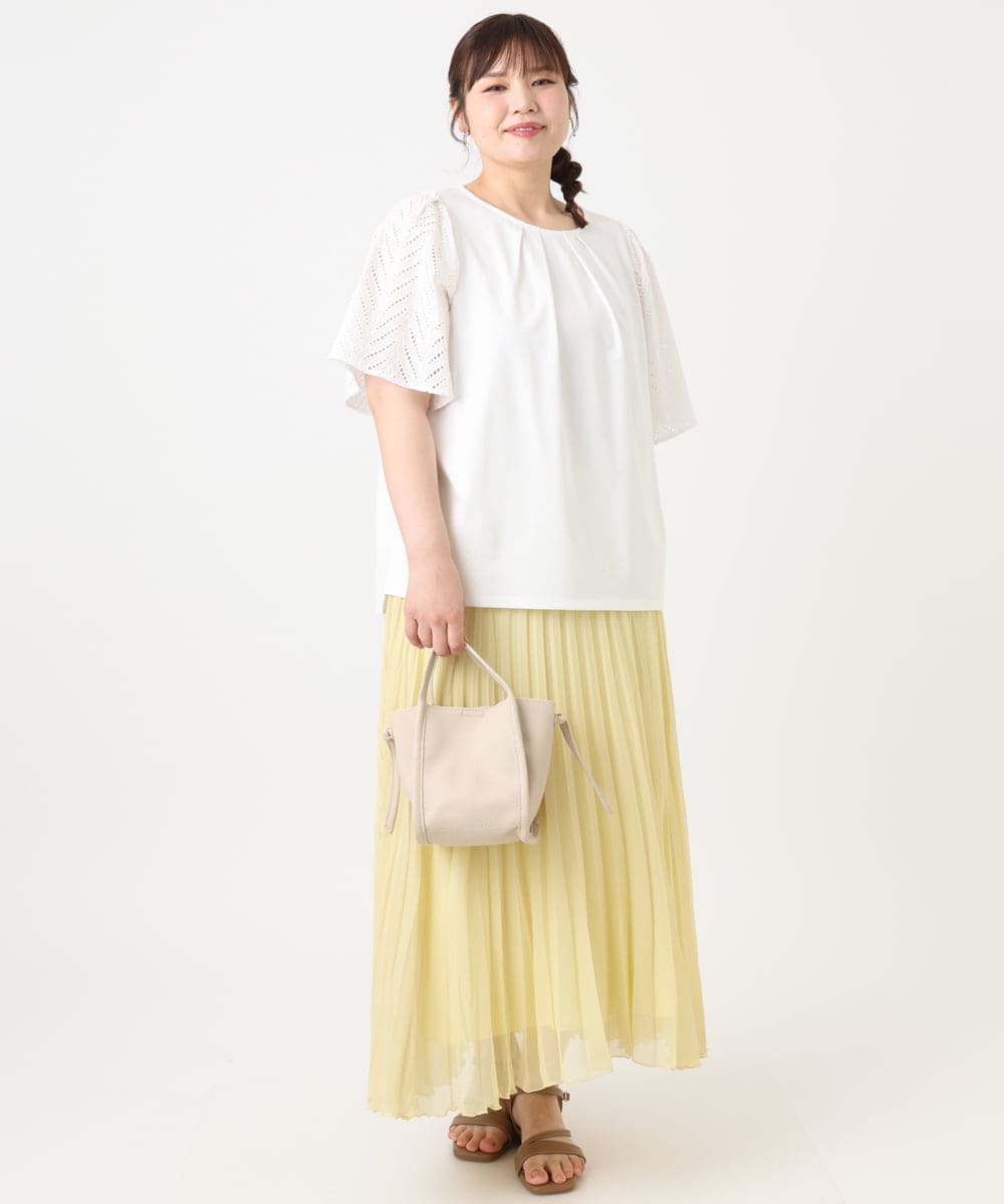 OLKHA25064 eur3(エウルキューブ) 【WEB先行販売】【大きいサイズ】リーフレーススリーブトップス アイボリー(80)