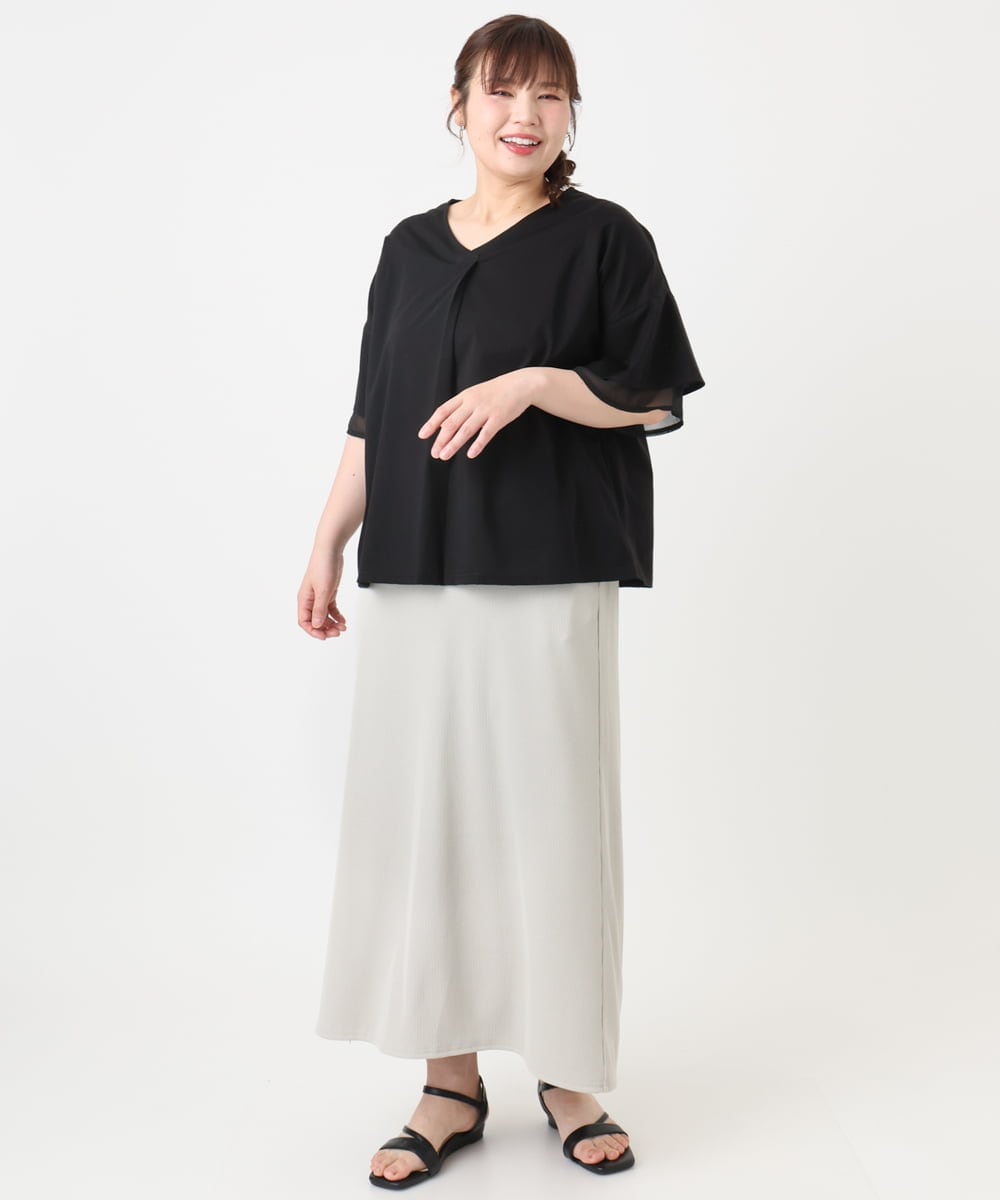 OLKHA30059 eur3(エウルキューブ) 【WEB先行販売】【大きいサイズ/接触冷感】Vネックシルケット天竺カットソー ブラック(94)
