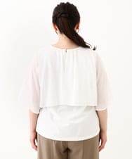 OLKHV28069 eur3(エウルキューブ) 【大きいサイズ/a.v.v×eur3】シフォンケープレイヤードトップス ホワイト(90)