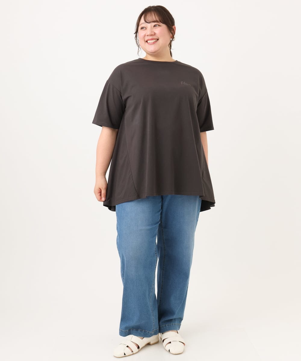 OLKID46069 eur3(エウルキューブ) 【WEB先行販売】【大きいサイズ】バックフレアロゴTシャツ ダークグレー
