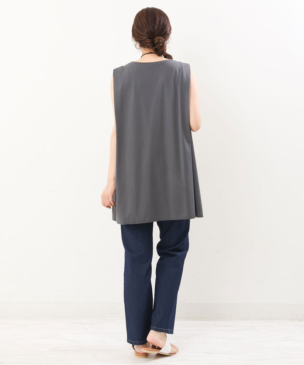 OLKIS50060 eur3(エウルキューブ) 【大きいサイズ/接触冷感】タックノースリーブトップス ダークグレー(93)