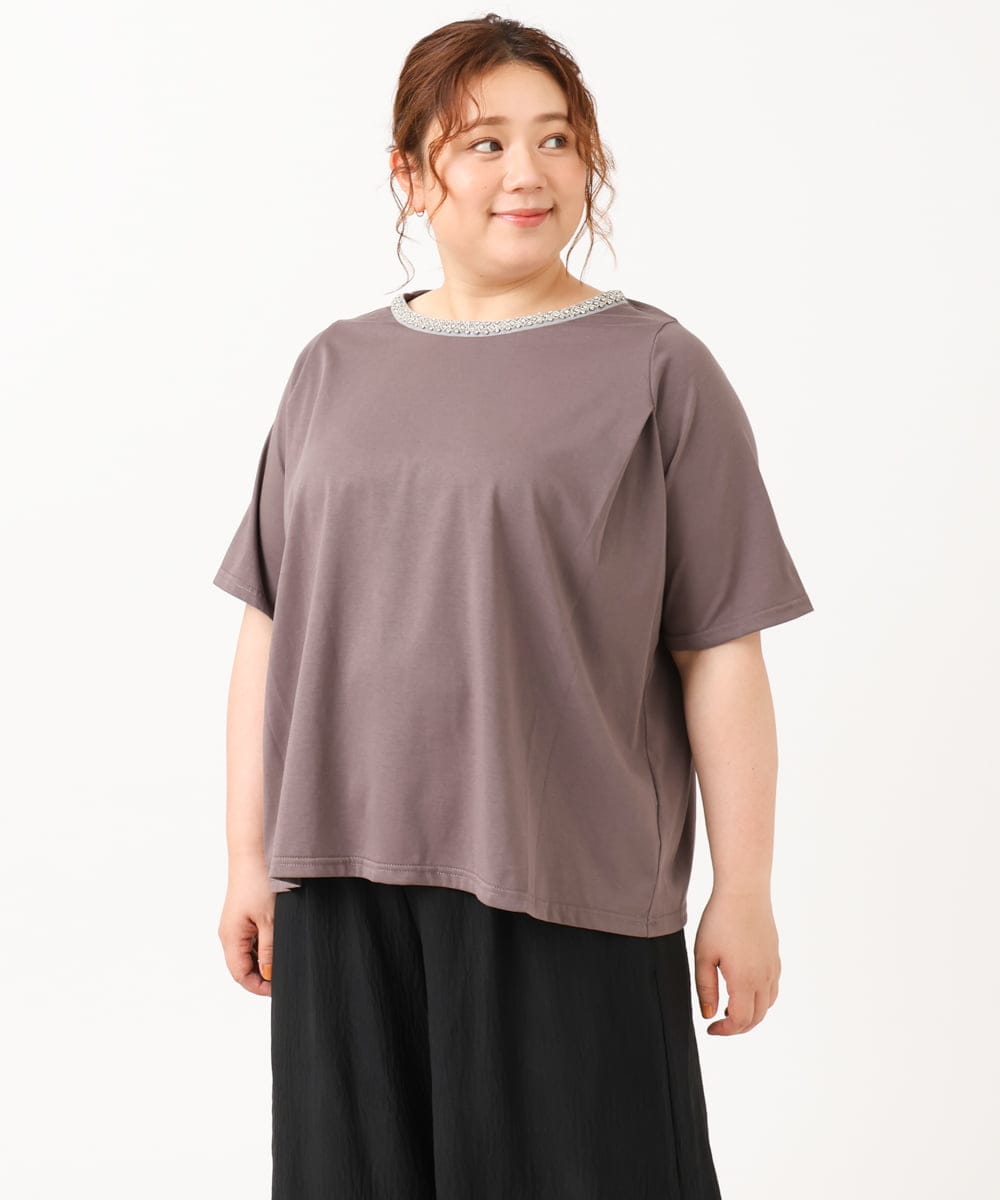 OLKIV44079 eur3(エウルキューブ) 【大きいサイズ】ビジューネックTシャツ ダークグレー(93)