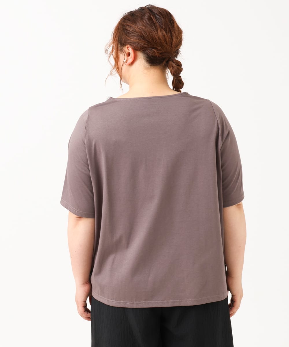 OLKIV44079 eur3(エウルキューブ) 【大きいサイズ】ビジューネックTシャツ ダークグレー(93)