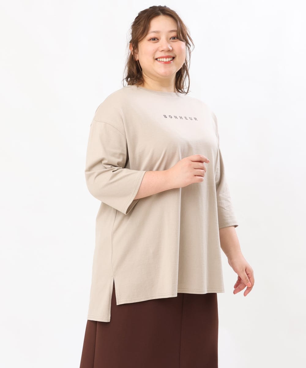 OLKJS01069 eur3(エウルキューブ) 【雑誌掲載】【大きいサイズ】8分袖コットンロゴTシャツ ベージュ(82)