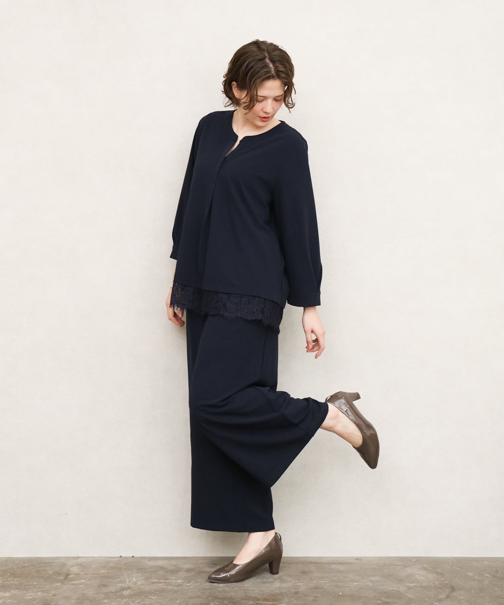 OLKKD14089 eur3(エウルキューブ) 【WEB先行販売】【大きいサイズ/洗える/セットアップ対応】カットジョーゼット裾レーストップス ネイビー