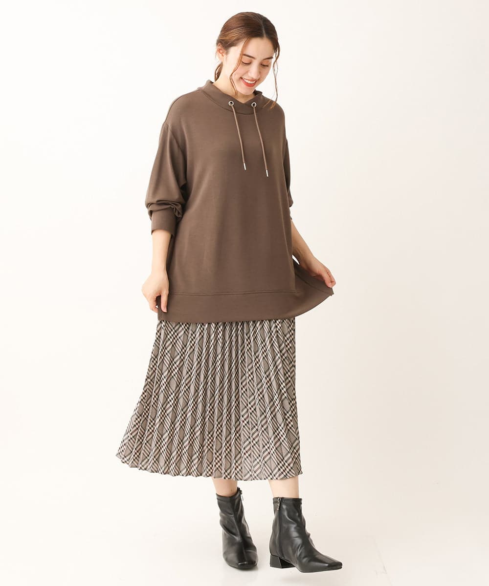 OLKKS16079 eur3(エウルキューブ) 【大きいサイズ】フーディー風トップス モカ(84)