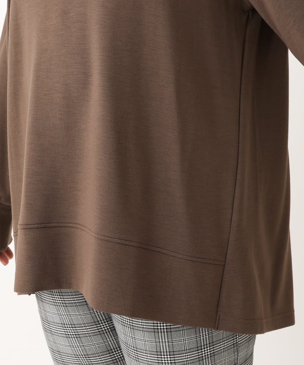 OLKKS16079 eur3(エウルキューブ) 【大きいサイズ】フーディー風トップス モカ(84)