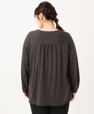OLKLA26079 eur3(エウルキューブ) 【WEB先行販売】【大きいサイズ】シャンブレーストライプカットソー ダークグレー(93)