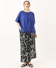 OLLGA40099 eur3(エウルキューブ) 【WEB先行販売】【大きいサイズ/a.v.v×eur3】リーフプリントパンツ ブラック(94)