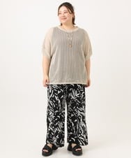 OLLGA40099 eur3(エウルキューブ) 【WEB先行販売】【大きいサイズ/a.v.v×eur3】リーフプリントパンツ ブラック(94)