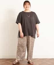 OLLGM24090 eur3(エウルキューブ) 【大きいサイズ】サテン小花プリントワイドパンツ モカ(84)