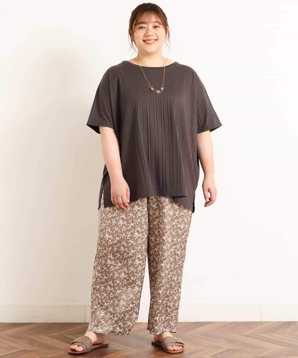 OLLGM24090 eur3(エウルキューブ) 【大きいサイズ】サテン小花プリントワイドパンツ モカ(84)