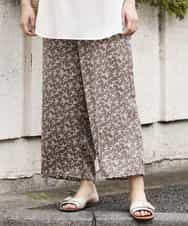 OLLGM24090 eur3(エウルキューブ) 【大きいサイズ】サテン小花プリントワイドパンツ モカ(84)