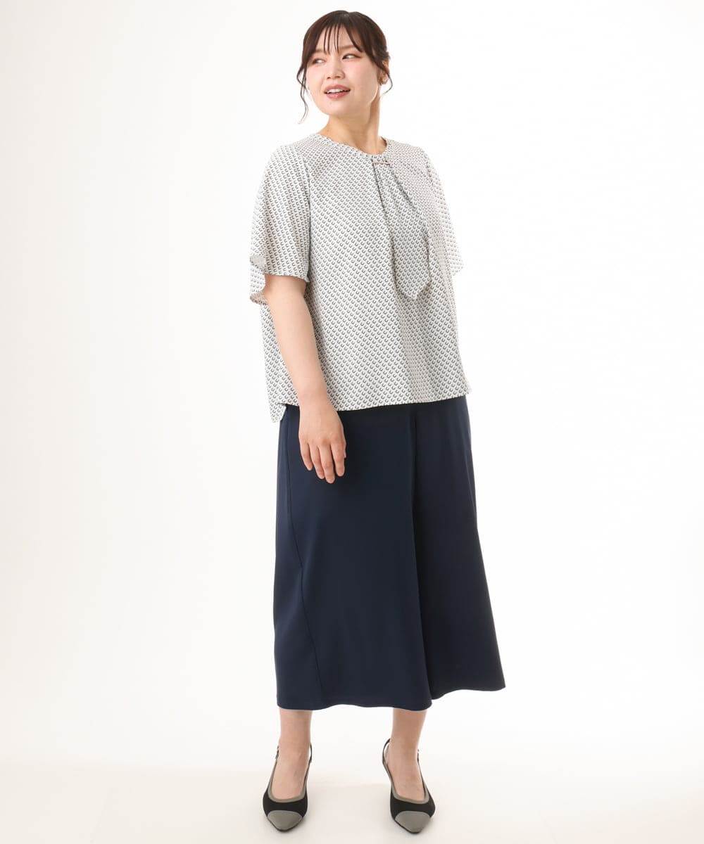 OLLHD30119 eur3(エウルキューブ) 【WEB先行販売】【大きいサイズ/接触冷感】クロップドワイドパンツ ネイビー