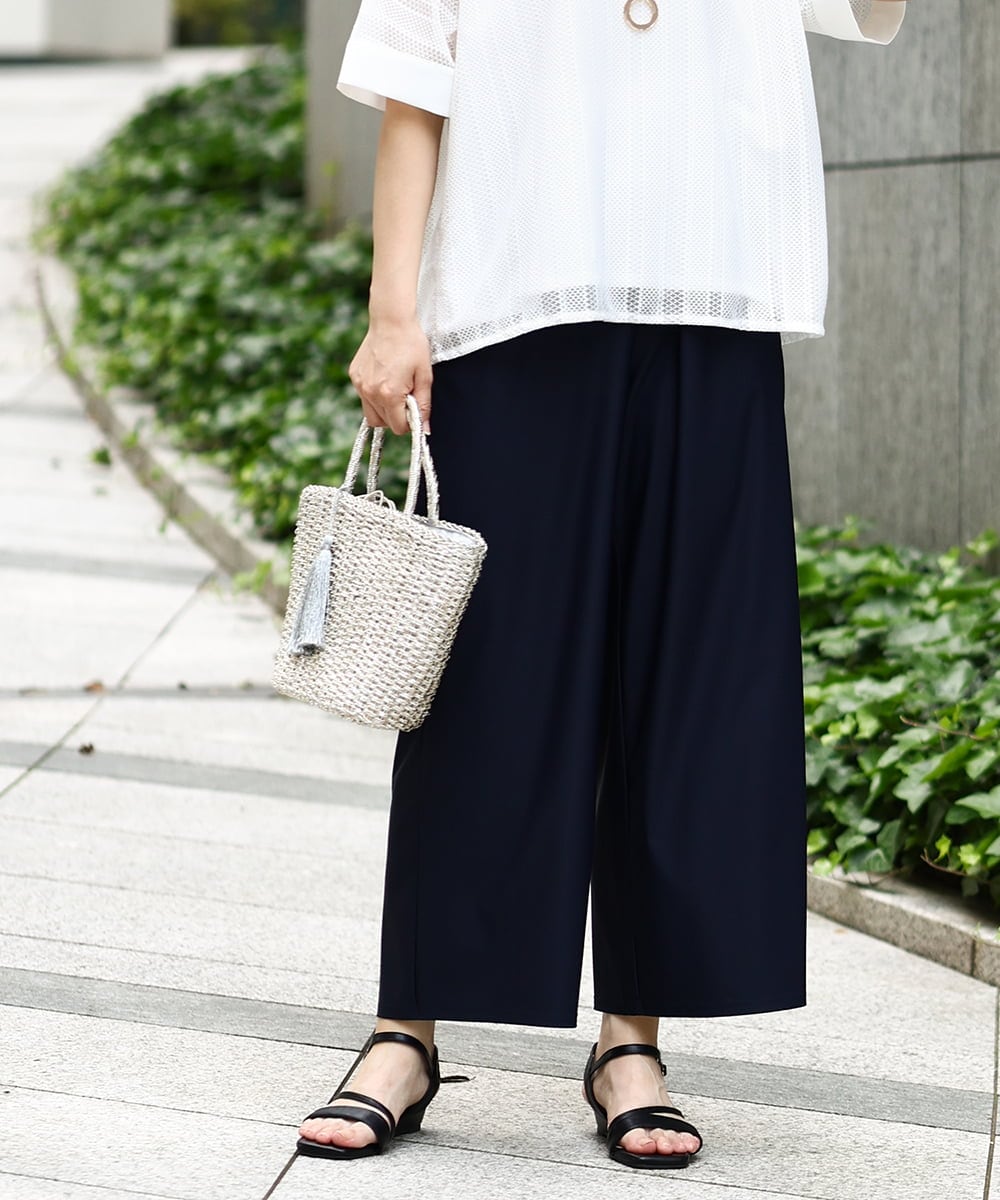 OLLIA38099 eur3(エウルキューブ) 【大きいサイズ/接触冷感】ナイロンストレッチワイドパンツ ネイビー(57)