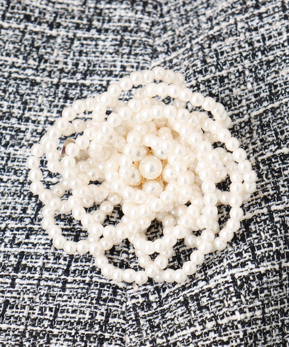 OZ2BD46034 eur3(エウルキューブ) パール調フラワーコサージュ アイボリー