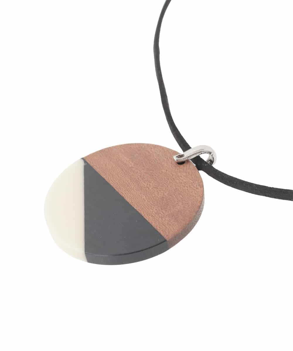 OZ2ED07039 eur3(エウルキューブ) サークルトップデザインネックレス ブラック