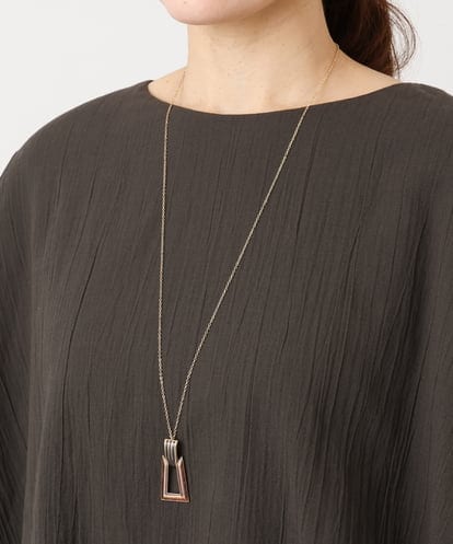 OZ2ED08039 eur3 スクエアモチーフロングネックレス