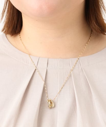 OZ2FA14039 eur3 メタルモチーフトップネックレス