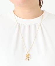 OZ2GV18039 eur3(エウルキューブ) フラワーモチーフロングネックレス ゴールド(95)