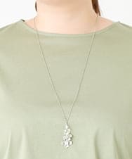 OZ2GV18039 eur3(エウルキューブ) フラワーモチーフロングネックレス シルバー(96)