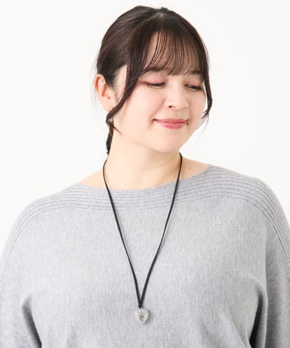 OZ2LV38039 eur3 ハートモチーフコードネックレス