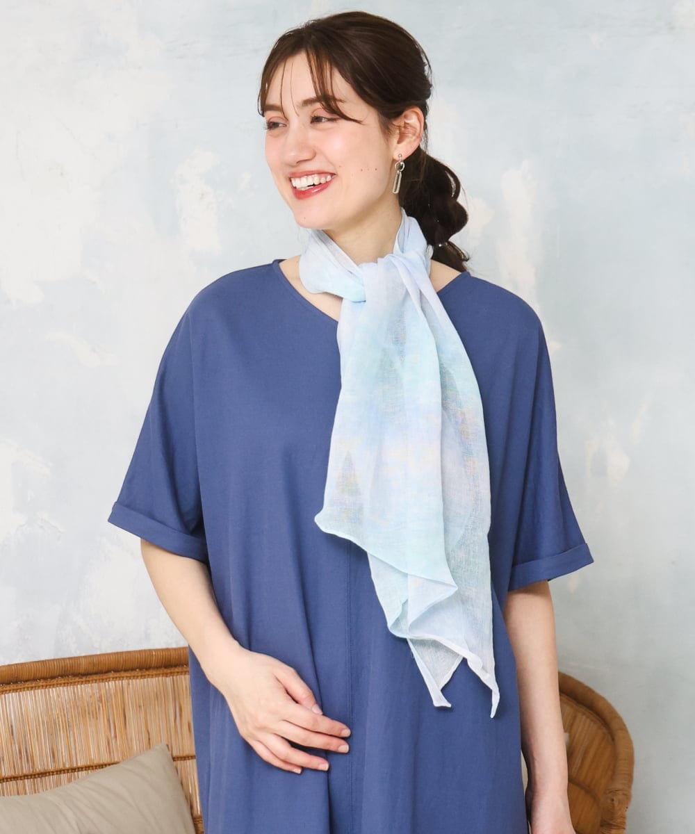 OZ3ED04039 eur3(エウルキューブ) エアリーグラデーションストール ライトブルー