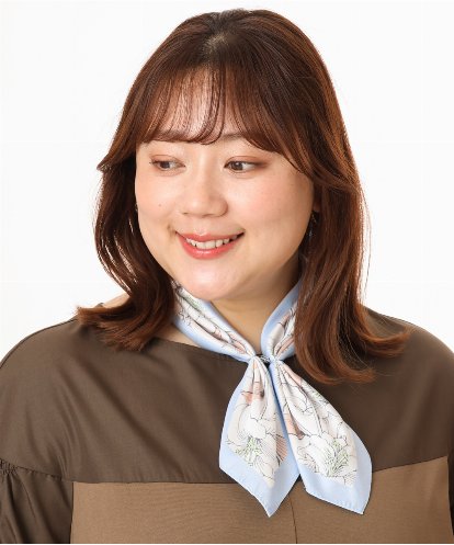 OZ3FD06034 eur3 【接触冷感】フラワープリントマグネットスカーフ