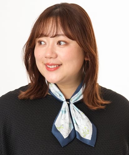 OZ3FD06034 eur3 【接触冷感】フラワープリントマグネットスカーフ