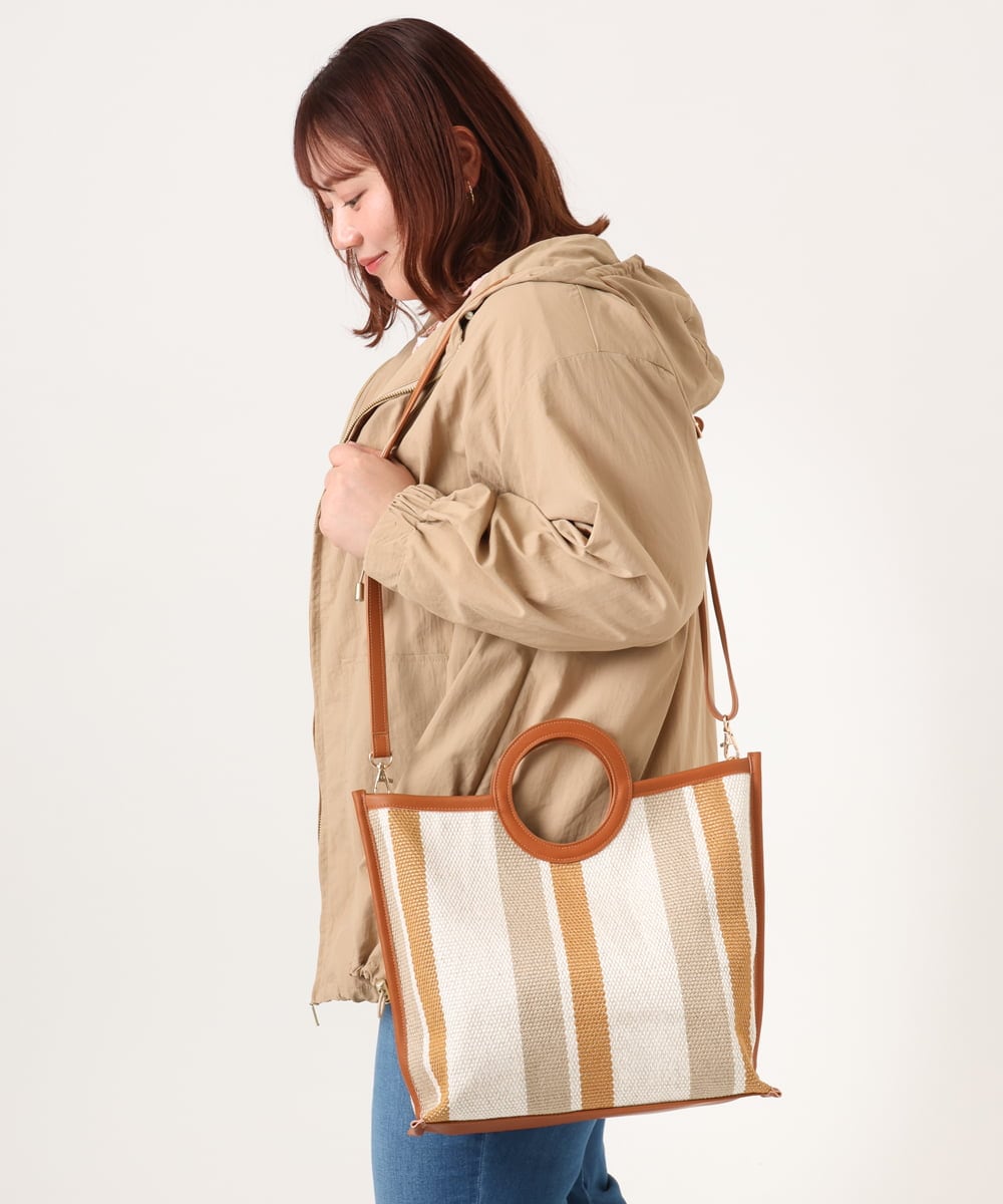 OZ5ED04064 eur3(エウルキューブ) 【2WAY】ストライプパイピングスクエアトートバッグ ベージュ