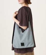 OZ5ED05044 eur3(エウルキューブ) Vカットフェイクレザーショルダーバッグ グレー