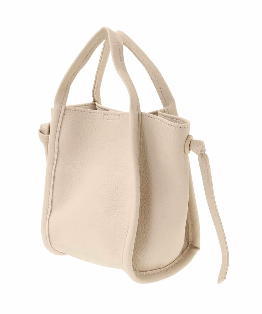 OZ5FA09049 eur3(エウルキューブ) スクエアフォルムトートバッグ アイボリー(80)