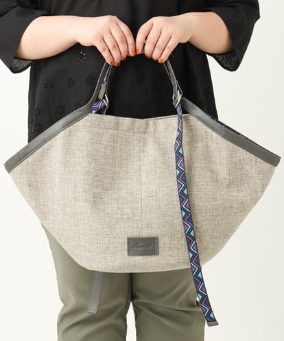 OZ5GA11089 eur3 ベルトアクセントトートバッグ