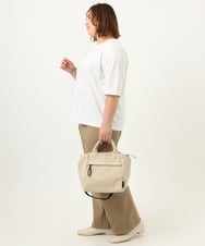 OZ5IA14054 eur3(エウルキューブ) 【撥水/2WAY】5ポケットスクエアバッグ アイボリー