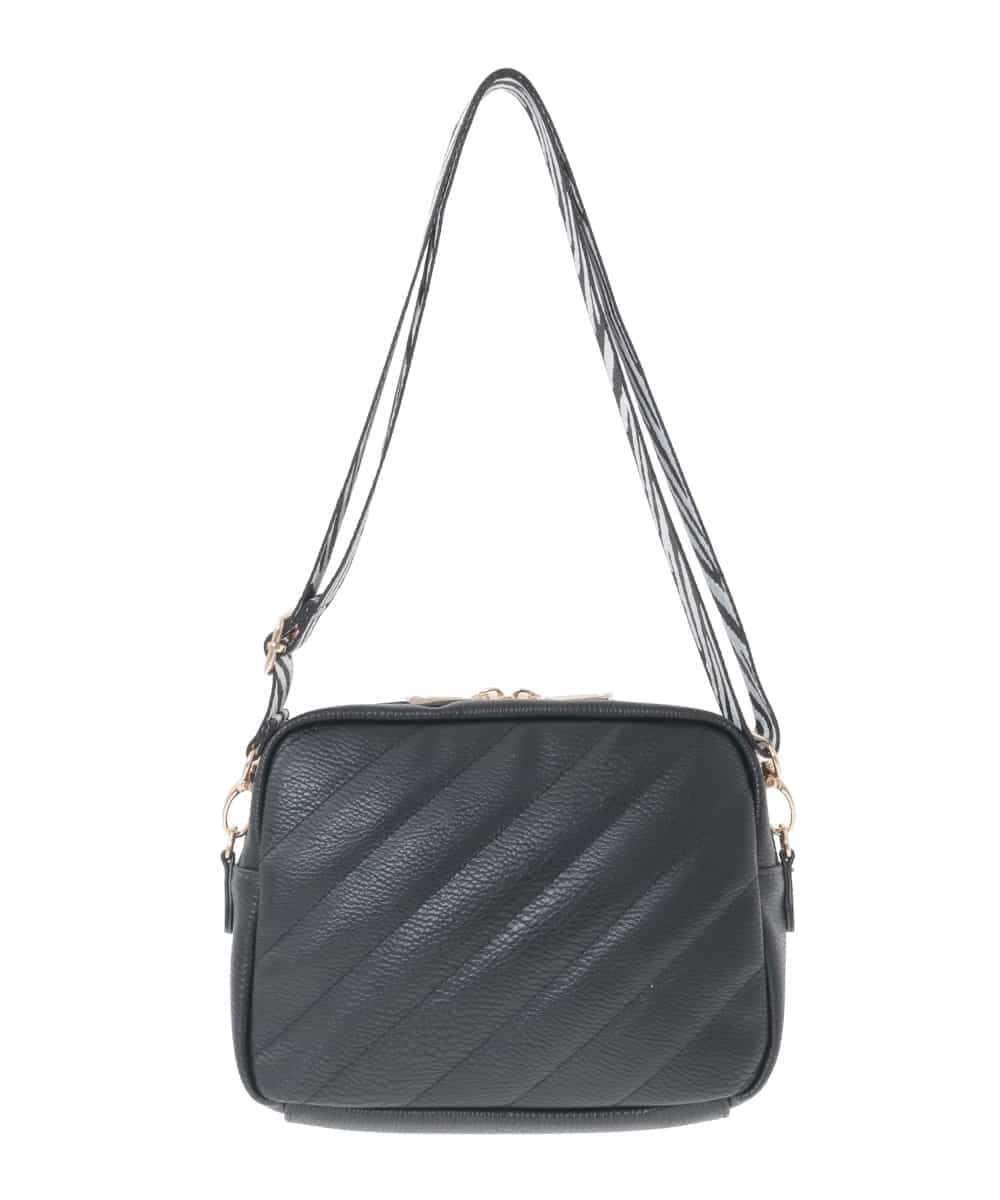 OZ5KA21089 eur3(エウルキューブ) ステッチスクエアショルダーバッグ ブラック(94)