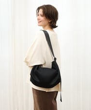 OZ5KD22069 eur3(エウルキューブ) メッシュナイロンショルダーバッグ ブラック