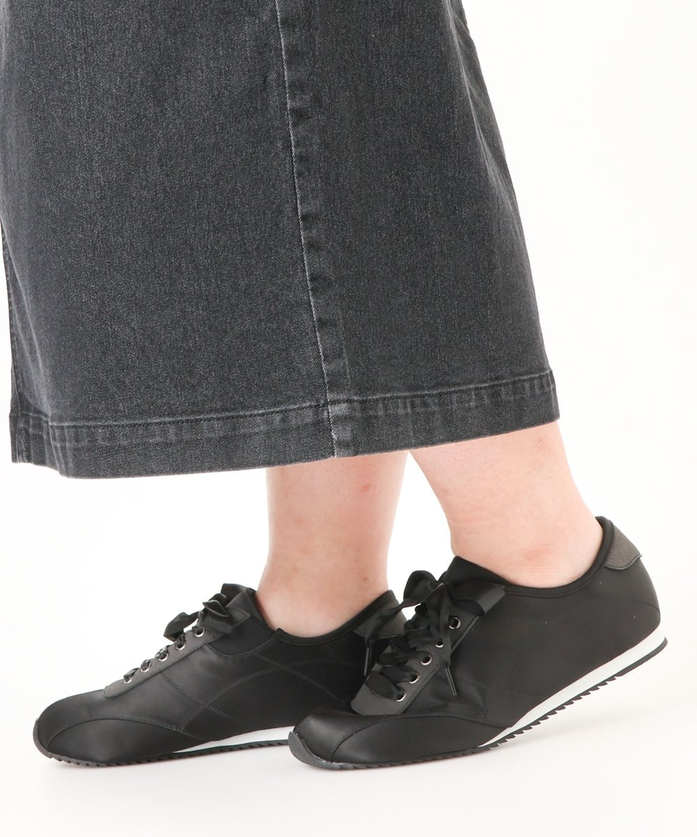 OZ6DD03079 eur3(エウルキューブ) 【【la farfaコラボ／高機能スポンジ】レースアップリボンデザインスニーカー ブラック