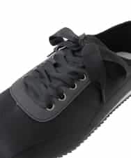 OZ6DD03079 eur3(エウルキューブ) 【【la farfaコラボ／高機能スポンジ】レースアップリボンデザインスニーカー ブラック