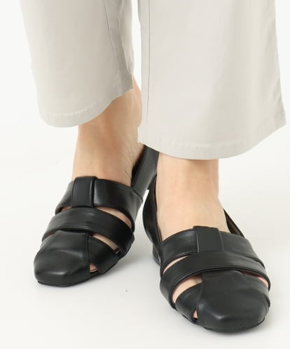 OZ6EA02089 eur3 【幅広さんOK！ワイズ4E】ローヒールグルカパンプス