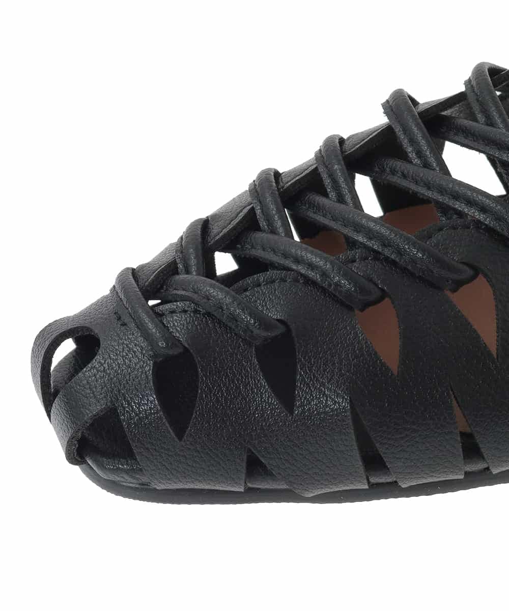 OZ6GD05089 eur3(エウルキューブ) カットワークレースアップパンプス ブラック
