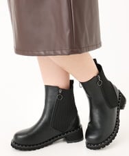 OZ6LA11089 eur3(エウルキューブ) 【la farfaコラボ】リブジョイントスタッズブーツ ブラック(94)