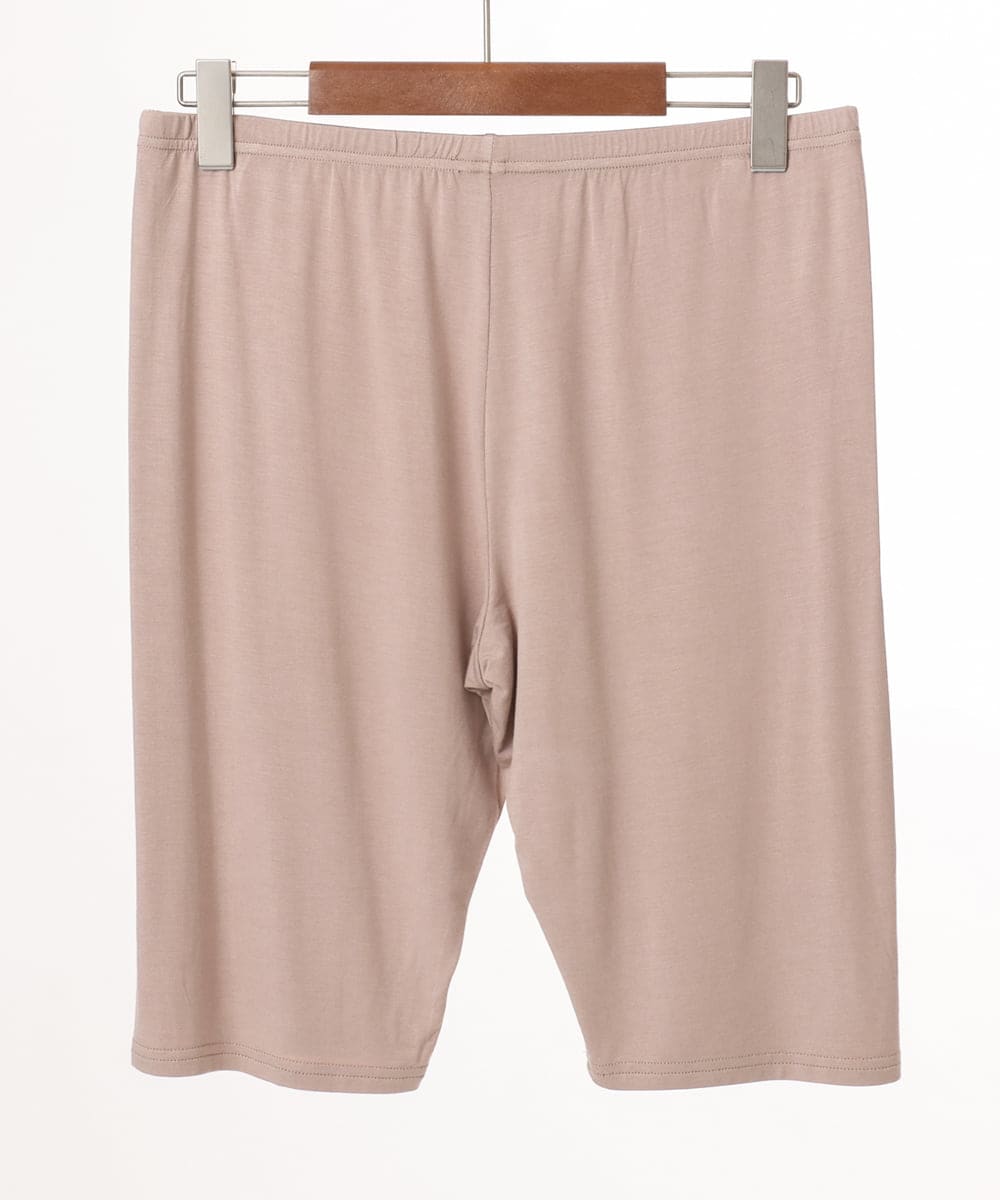 OZUGD03034 eur3(エウルキューブ) 【大きいサイズ/接触冷感】5分丈レギンス ベージュ