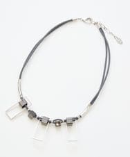 PF2EE04098 GEORGES RECH(小さいサイズ)(メゾン ドゥ サンク)  [日本製]スクエアパーツコンビメタルチョーカー ライトグレー