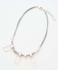 PF2EE04098 GEORGES RECH(小さいサイズ)(メゾン ドゥ サンク)  [日本製]スクエアパーツコンビメタルチョーカー ライトグレー